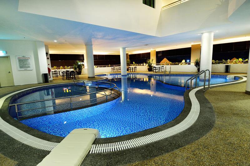 Holiday Villa Hotel & Suites Kota Bharu - Wakaf Che Yeh, Night Market Exterior foto
